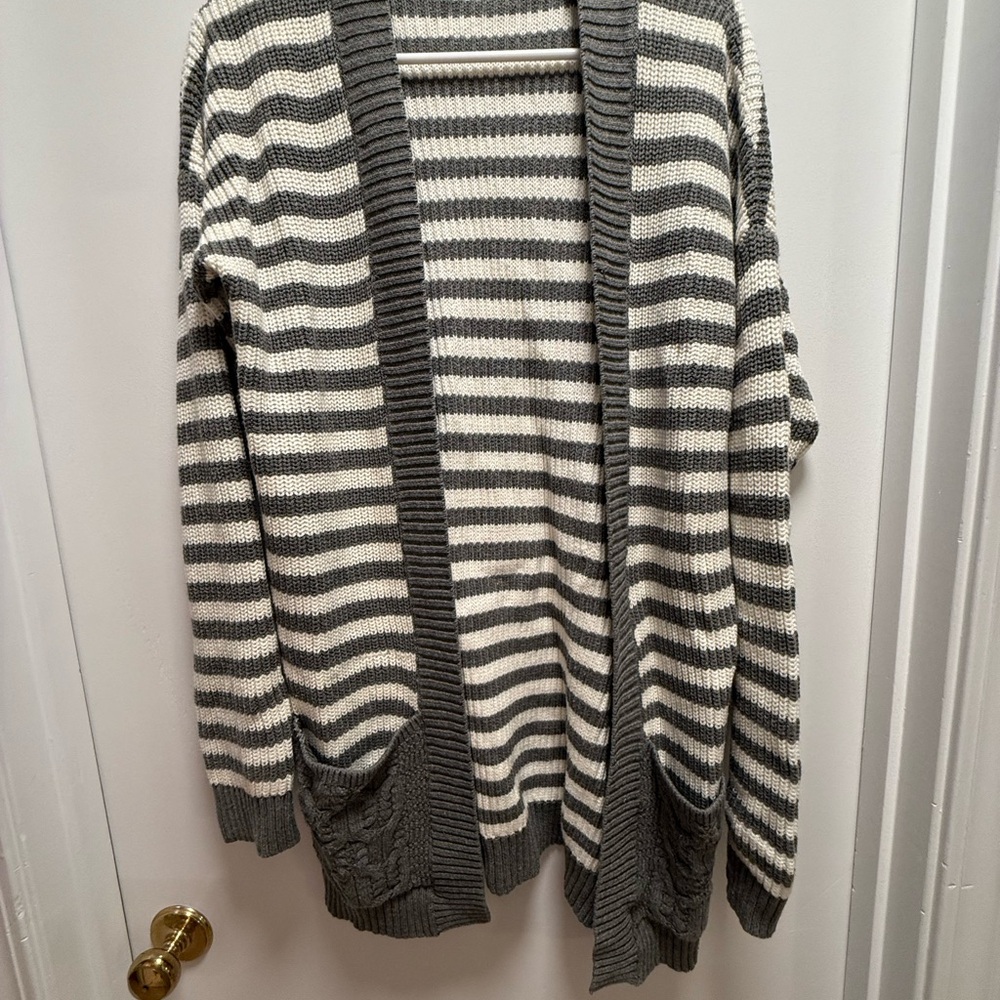 Gray and White Striped Women’s Sweater with Pockets